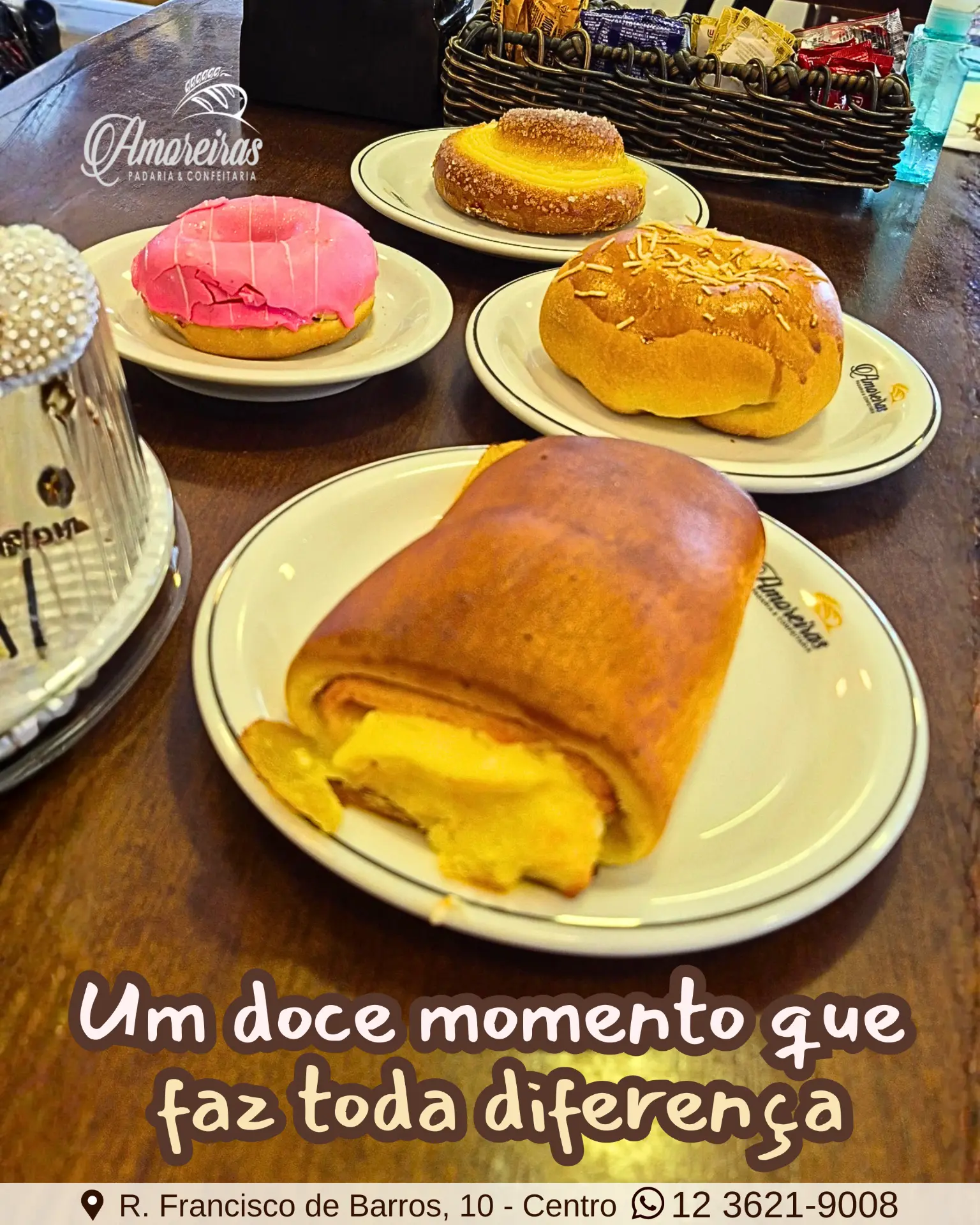 Doces e pães recheados da confeitaria da Padaria Amoreiras